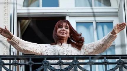 Cristina Kirchner denunció persecución del Partido Judicial.