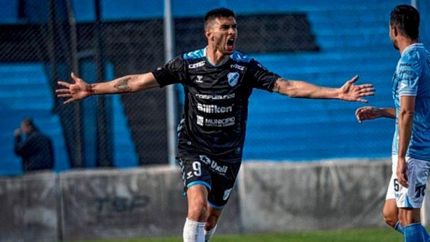 Pumpido marcó el último gol en el Beranger. Pumpido marcó el último gol en el Beranger.