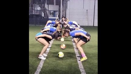 “cada vez más se ven las canchas de fútbol 5 con mujeres en zona sur, que se juntan y alquilan para jugar, como lo hacen los hombres.”
