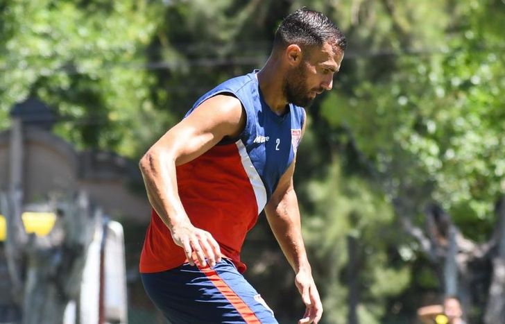 Cozzoni no jugó ningún partido en esta Primera Nacional.