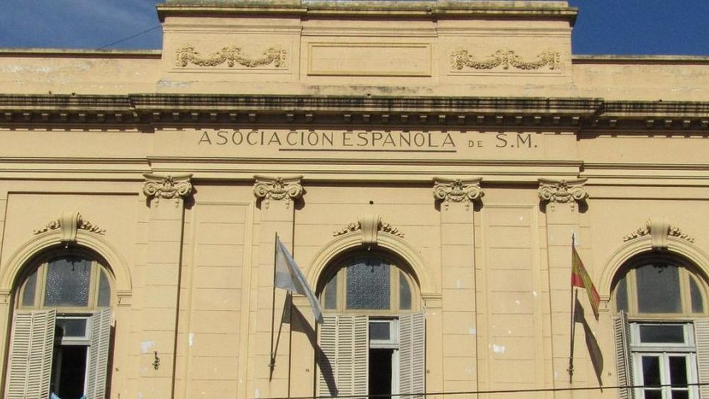 El Teatro Español, un pedazo de historia en Lomas.