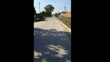 el municipio de lomas extiende a mas cuadras las tareas de asfalto