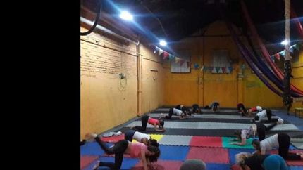 los interesados pueden inscribirse a los talleres de acrobacia y tela que continúan en enero.