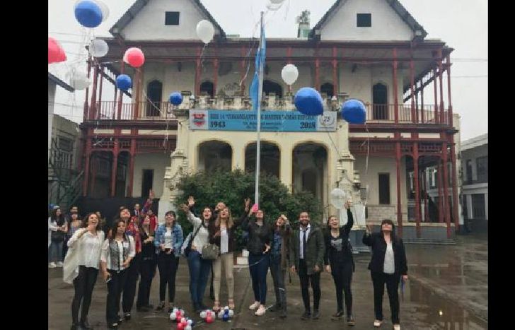 Una jornada muy emotiva que incluyó una suelta de globos.