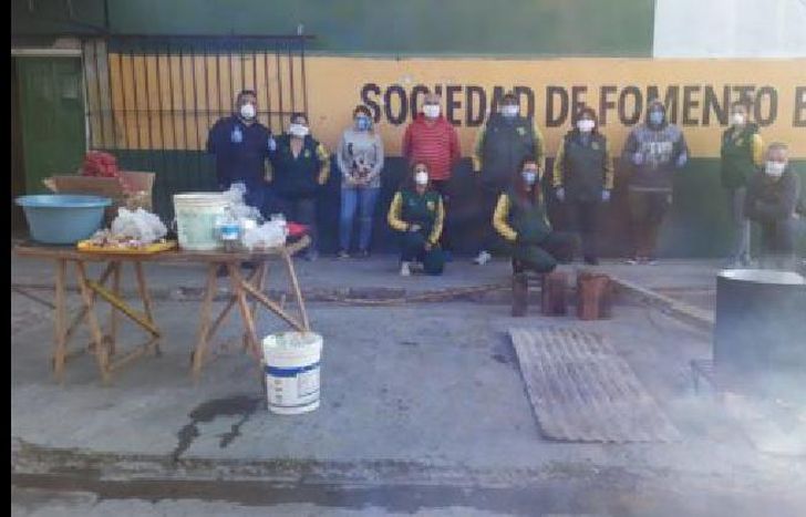 la comisión de la sociedad de fomento está todos los días asistiendo a los vecinos.