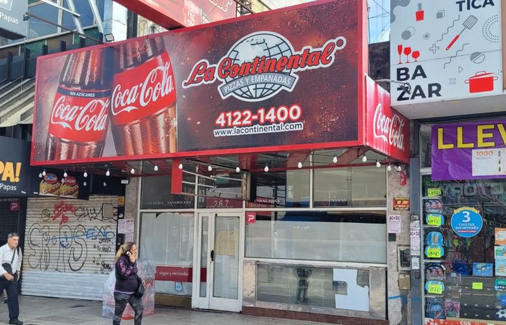 Tras 40 años, una clásica pizzería de Lomas de Zamora bajó sus persianas por la crisis económica.