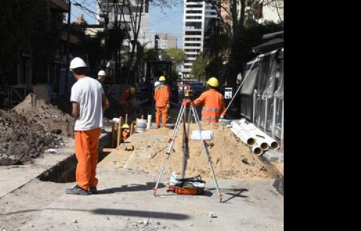 Las cañerías existentes son de 160 milímetros y las nuevas, de 200.