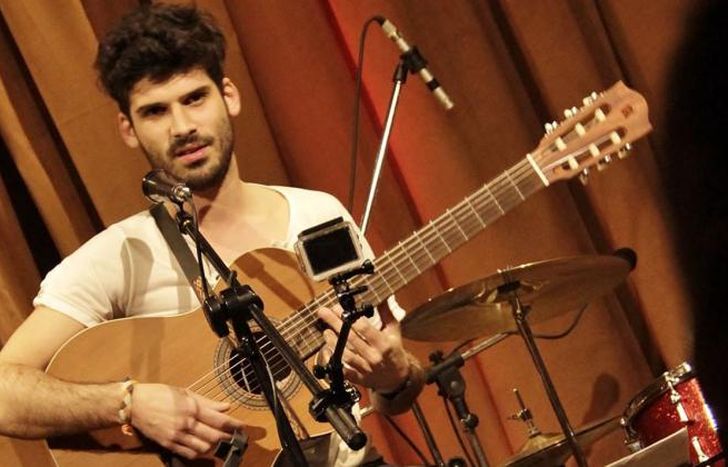 Toda mi vida pensé la música de manera más acústica, señala.