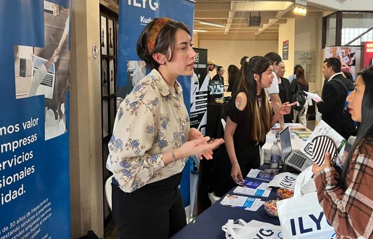 La participación es gratuita para estudiantes y graduados de ciencias económicas.