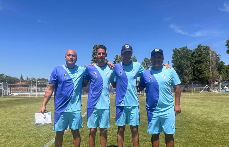 El cuerpo técnico interino de Temperley.