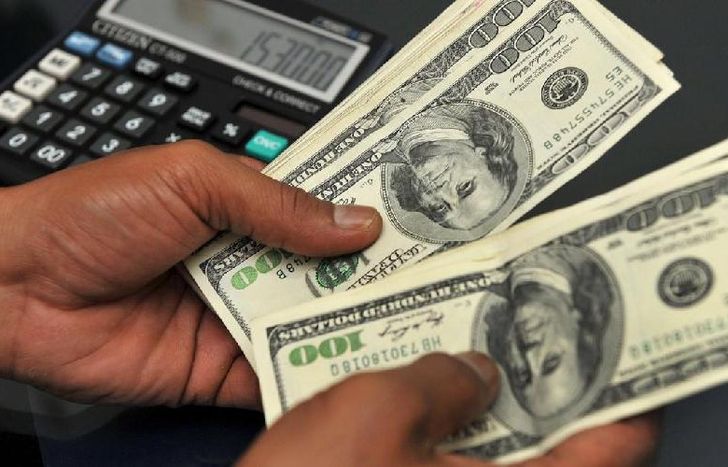 La divisa logró un incremento del 3,3% en una sola rueda cambiaria.