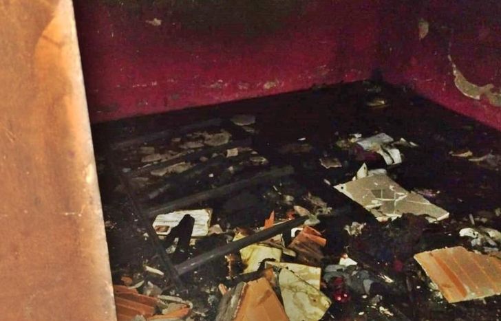 Así quedó la vivienda tras el incendio.