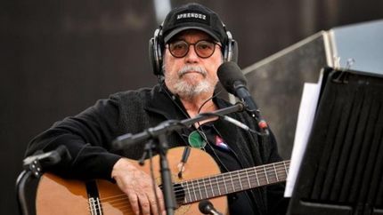 Rescatan canciones de Silvio Rodríguez.