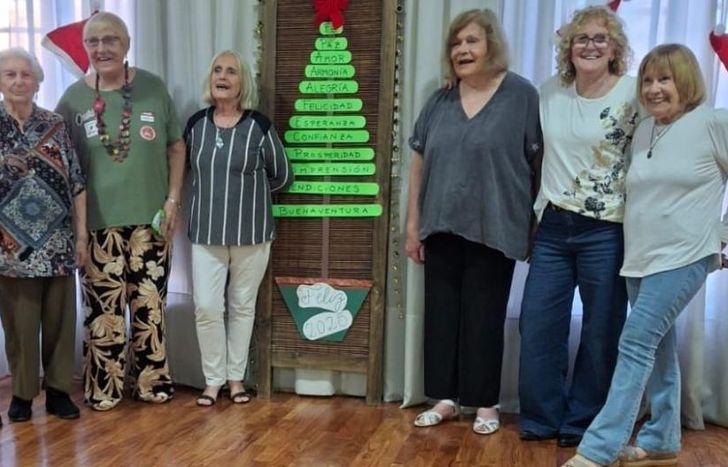 El grupo Aoniken Cuenta posee 18 años de trayectoria.