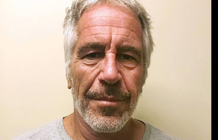 Fue hallado ahorcado en su celda.