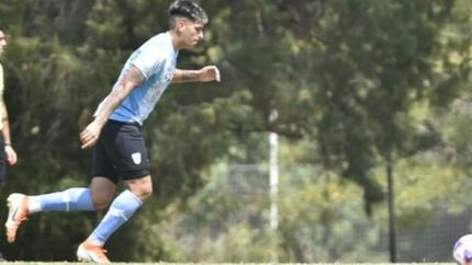Franco Ayunta se prepara para comenzar el próximo torneo con Temperly.