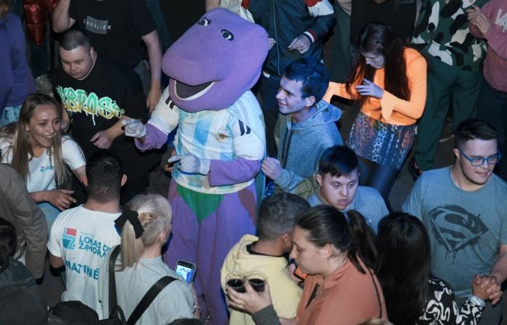 Se cumplen 8 años a puro baile, alegría y diversión.