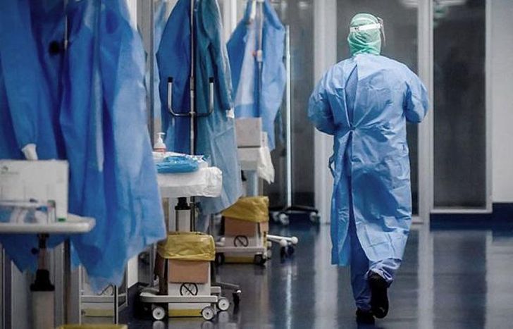 La meseta de contagios sigue alta.