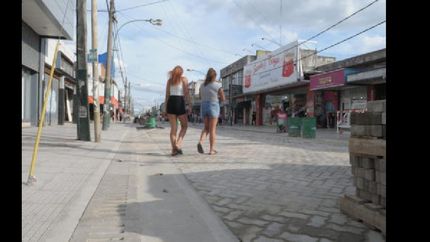 la renovacion del centro comercial de la calle salta entro en la etapa final