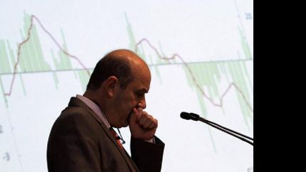 para sturzenegger, la culpa de la crisis es toda del gobierno