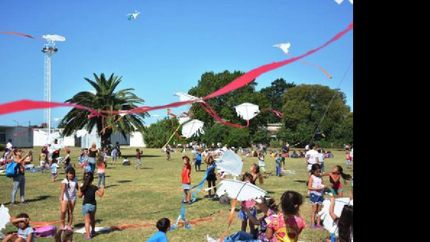 el cielo se llenó de color.