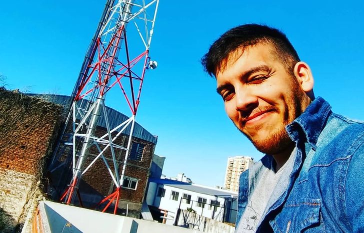 Bruno vive en Temperley, pero es parte de un programa que se emite desde Banfield.&nbsp;