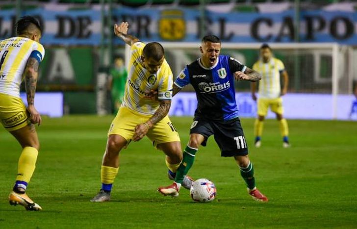 Ante el Canalla, sufrió su tercer derrota en el Lencho.