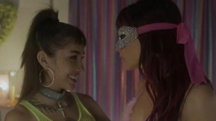 María Becerra y Agustina Zenere, en En el barro.