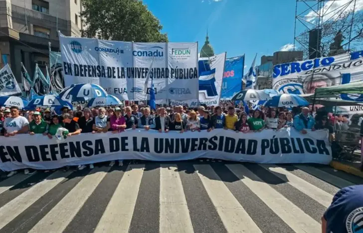 Paro universitario en todo el país.