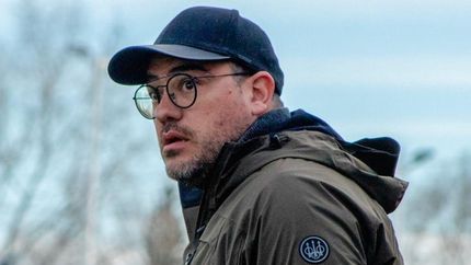 Claypole se quedó sin entrenador.