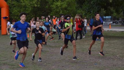 Un grupo de 40 chicos y chicas participaron del Duatlón.