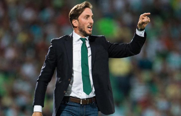 El entrenador regresa a Lanús para iniciar su segundo ciclo en el club.