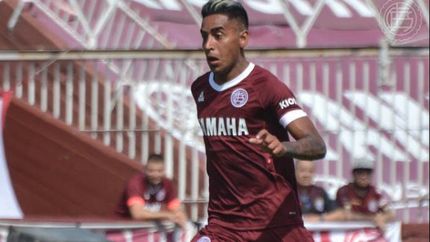 José Luis Gómez sufrió un desgarro en la pierna derecha. José Luis Gómez sufrió un desgarro en la pierna derecha.