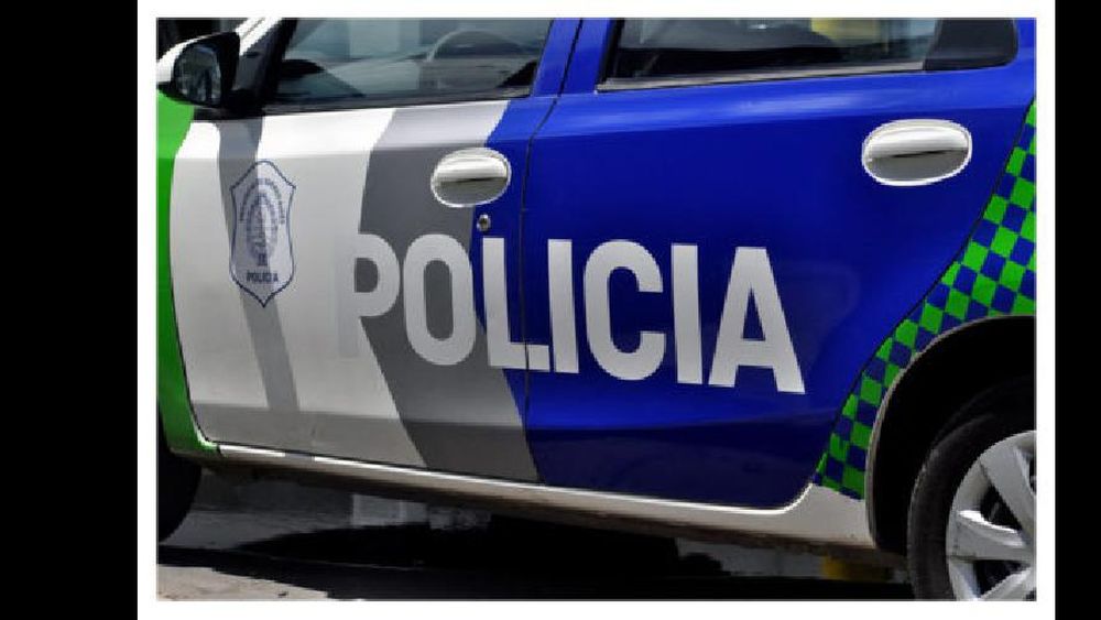 tras una persecución, el ladrón fue baleado y sus cómplices detenidos.