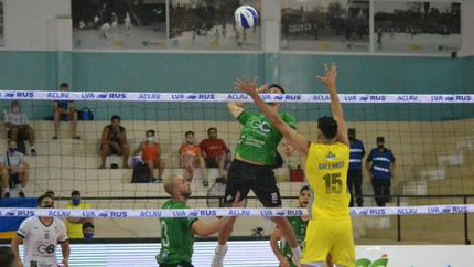 Defensores de Banfield le ganó un partidazo a UPCN.