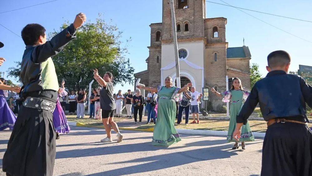 Domselaar celebrará su 161° aniversario con feria, música y actividades.