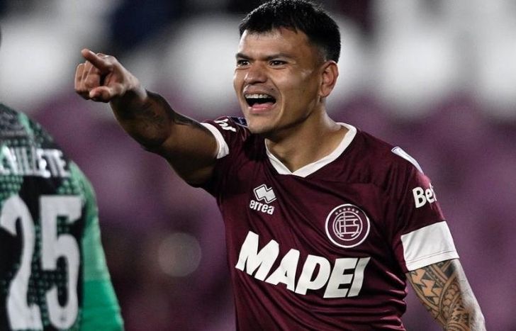 Walter Bou podría volver a jugar en Lanús.