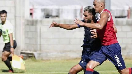 se jugaron dos partidos de 60 minutos. se jugaron dos partidos de 60 minutos.