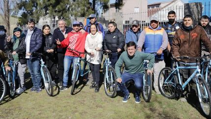 Se realizan entregas en distintos barrios.