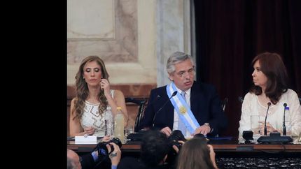 comenzo una nueva era en el pais con alberto fernandez como presidente