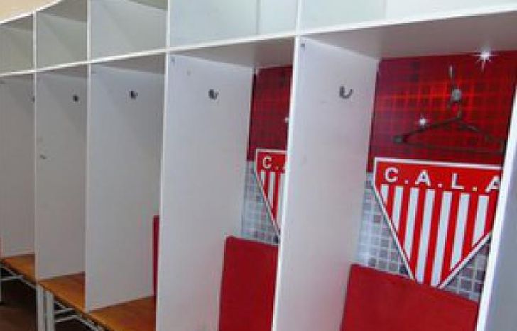 Hubo obras de mantenimiento y puesta a punto en los vestuarios.