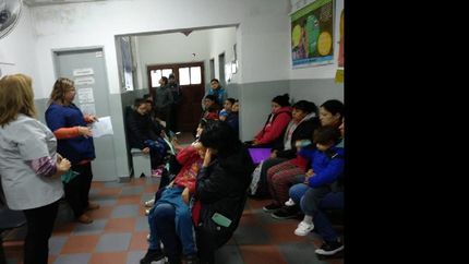 lomas: concientizaron por la semana  de la lactancia