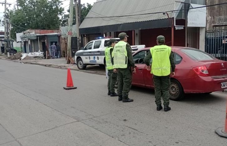 Hubo operativos de saturación con Gendarmería en Budge y Centenario.