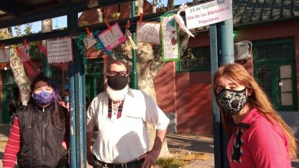 Una intervención por el Día de las Bibliotecas Populares. Una intervención por el Día de las Bibliotecas Populares.