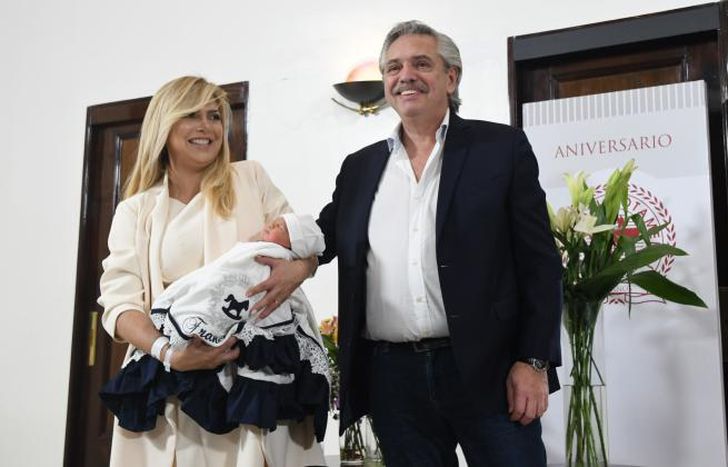 Fabiola Yáñez y Alberto Fernández presentaron a Francisco.
