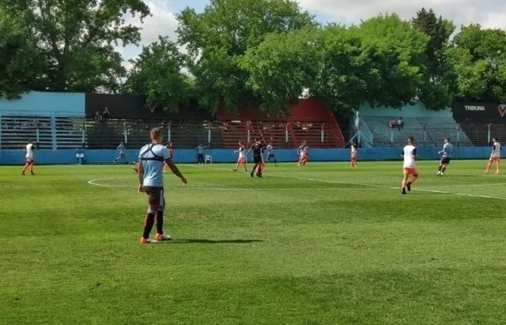 En Adrogué, Brown jugó dos encuentros con Berazategui.