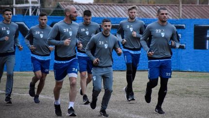 Desde el jueves, el plantel del Cele trabaja en el duelo ante Gimnasia de Mendoza. Desde el jueves, el plantel del Cele trabaja en el duelo ante Gimnasia de Mendoza.