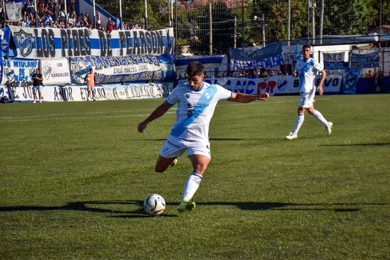 Por doble amarilla, Monti fue expulsado en Temperley. Por doble amarilla, Monti fue expulsado en Temperley.