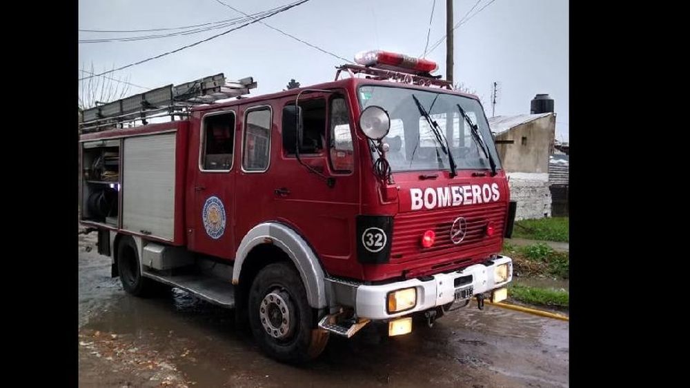 Echeverría: Bomberos reciben donaciones