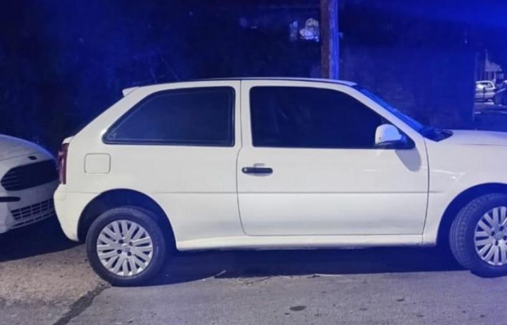 El vehículo sustraído tenía pedido de secuestro activo.